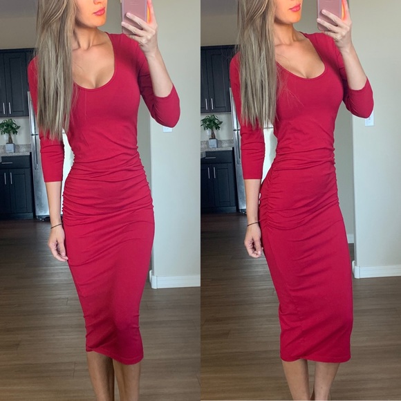 Michael Stars Dresses & Skirts - Michael Stars Red Ruched 3/4 Sleeves Midi Dress S